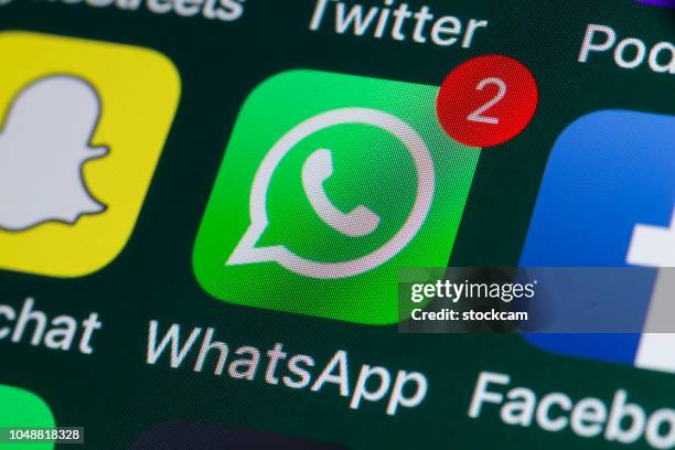 How to use group messaging apps safely and efficiently within WhatsApp's official rules